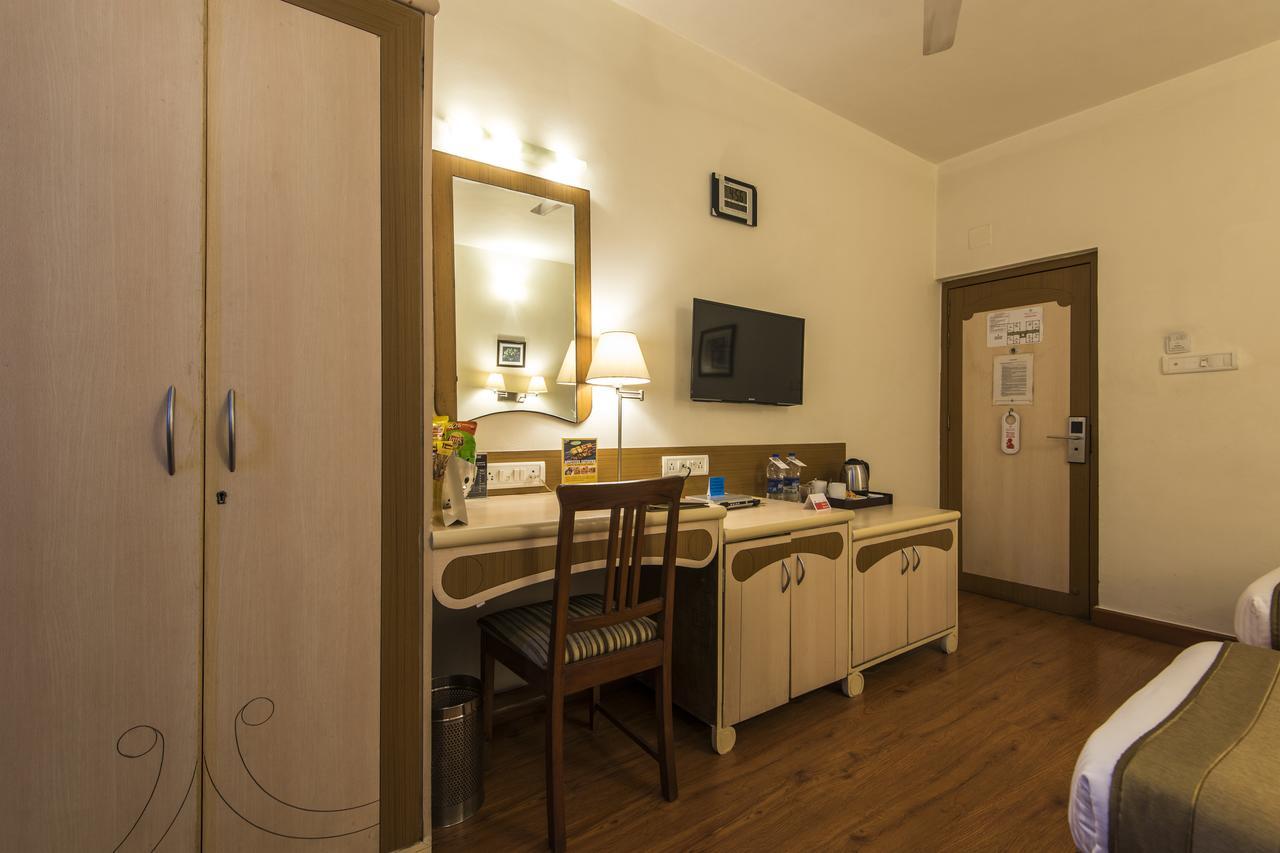 Hotel Park Central Comfort- E- Suites Pune Exterior foto